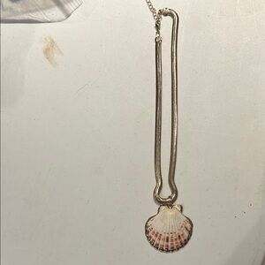 Gold Chain Necklace with Natural Shell Pendant - Women Jewelry